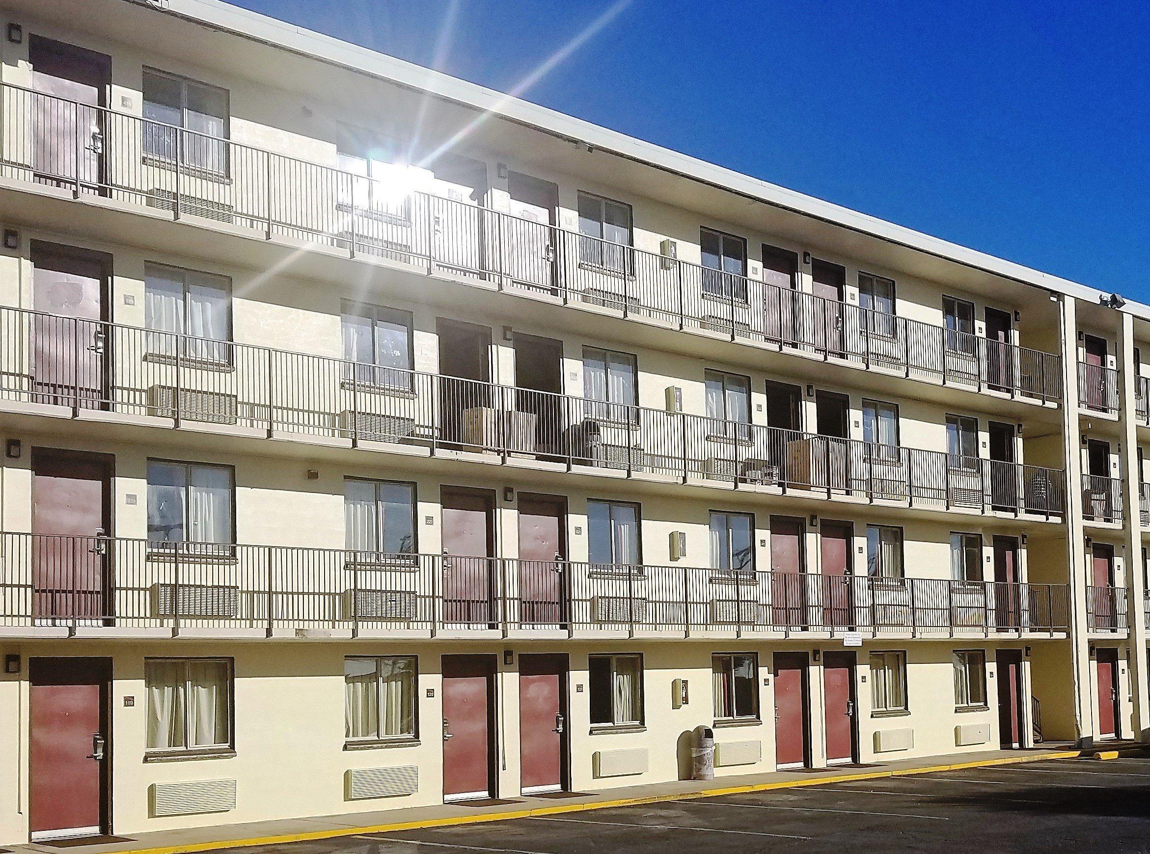 Red Roof Inn San Antonio Northeast - Rittiman Rd Exterior photo