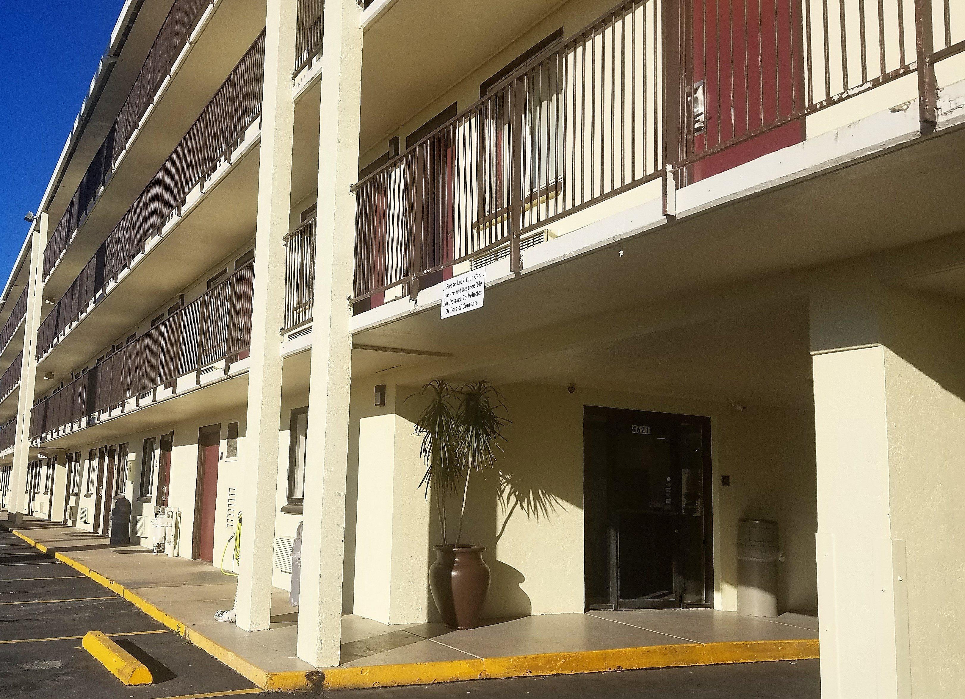 Red Roof Inn San Antonio Northeast - Rittiman Rd Exterior photo