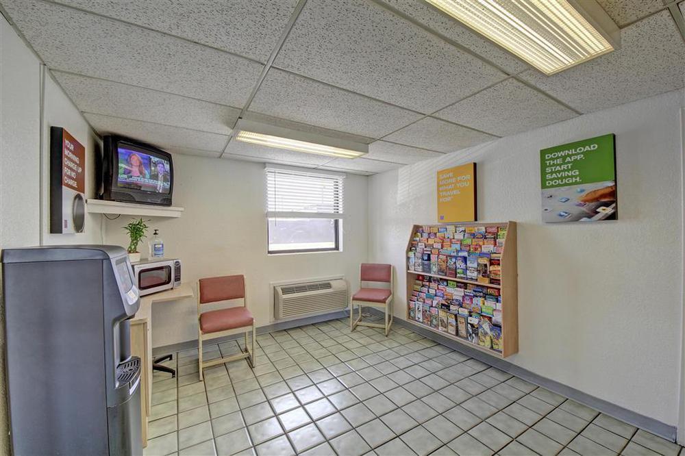 Red Roof Inn San Antonio Northeast - Rittiman Rd Facilities photo